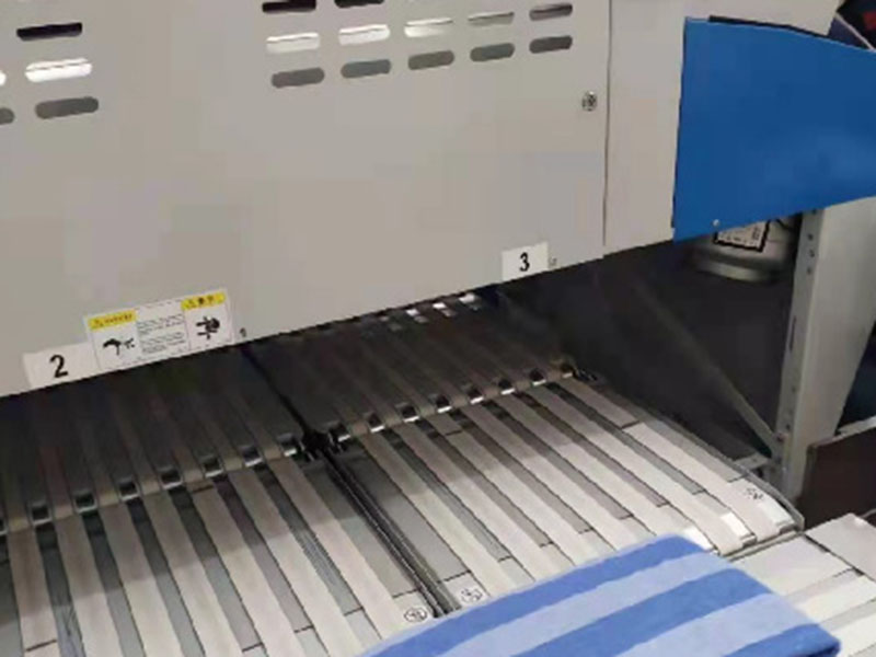 上蔡巾类折叠机-01