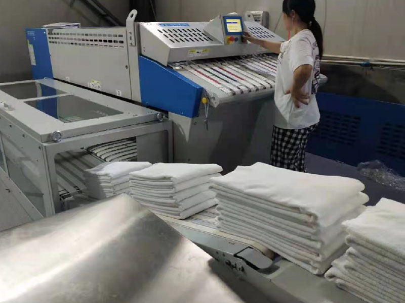 上蔡巾类折叠机-02